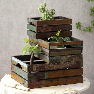 TIMRIS Set of 3 Rustic Distressed Wood Nesting Crates, Farmhouse Decorative Wooden Storage Boxes, Large Vintage Reclaimed Wood Baskets for Display (Random)